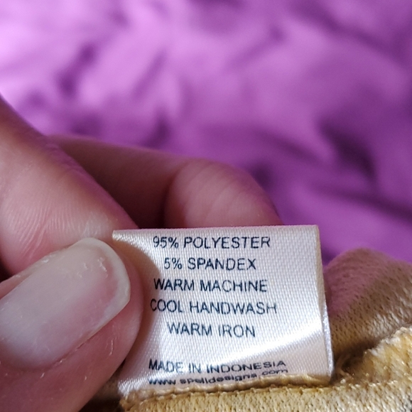 Vintage Spell Leggings - Picture 11 of 11